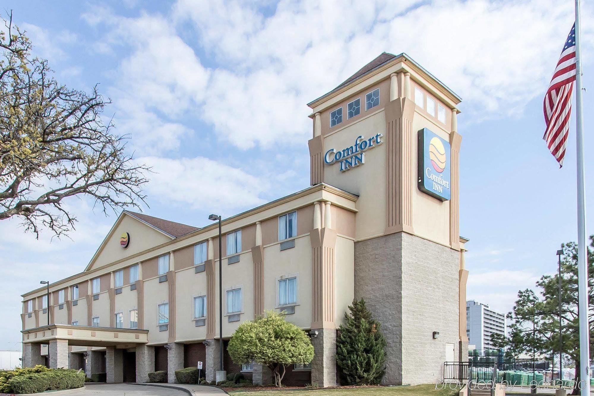 Comfort Inn At Northwest Expressway Oklahoma Stadt Exterior foto